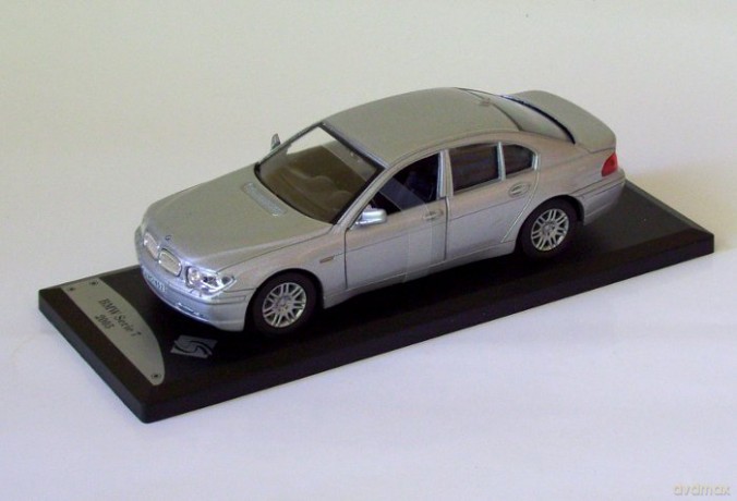 SOLIDO BMW Serie 7 2005 421433030 [MODELARSTWO]