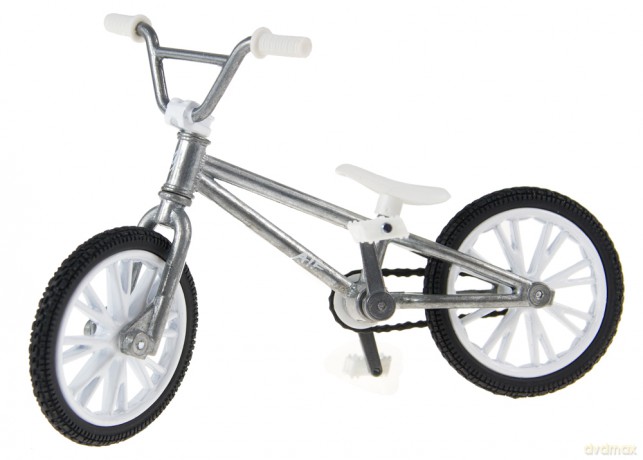 FLICK TRIX Minirower z metal. elementami 12049 [ZABAWKA]