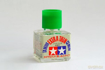 TAMIYA ExtraThin Cement 40ml 87038 [MODELARSTWO]