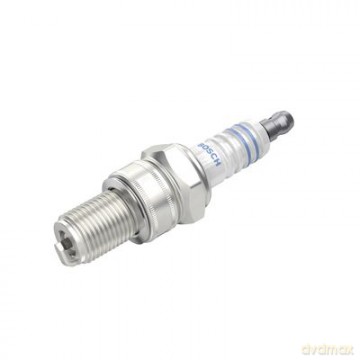 Świeca zapłonowa Bosch 0 241 245 581 Suzuki Peugeot Renault Citroen VW Honda Mazda