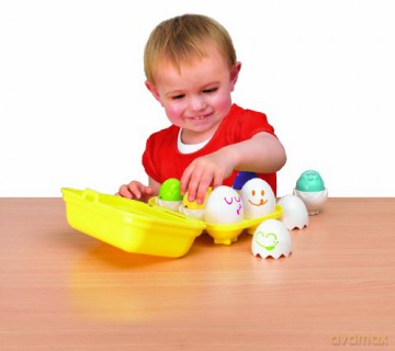 TOMY Wesołe Jajeczka Sorter 1581 [ZABAWKA]