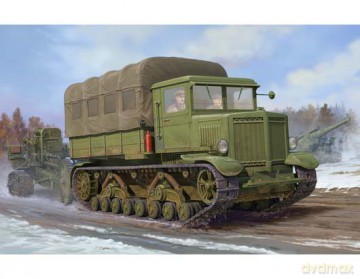 TRUMPETER Russian Voroshilovets Tractor 1573 [MODELARSTWO]