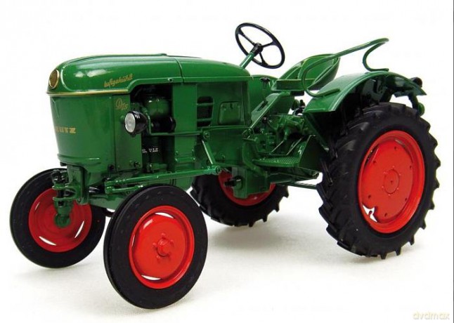 UNIVERSAL HOBBIES Deutz D15 2784 [MODELARSTWO]