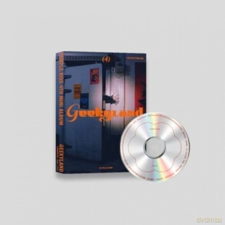 Purple Kiss: Geekyland Main Version Incl Booklet Film Sticker Accordion Book Witch Note Min [CD]