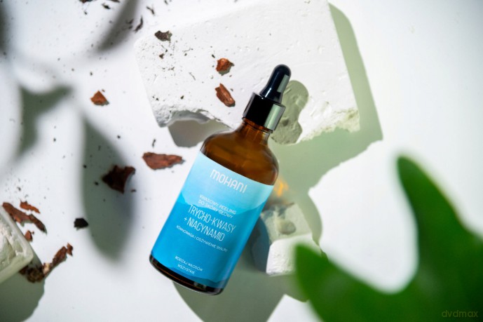 Równoważący peeling trycho-kwasy + niacynamid do skóry głowy Mohani 100ml