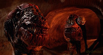 Invaders from Mars (Najeźdźcy z Marsa) [Blu-Ray]