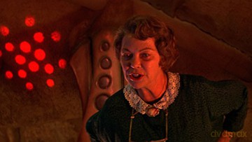 Invaders from Mars (Najeźdźcy z Marsa) [Blu-Ray]