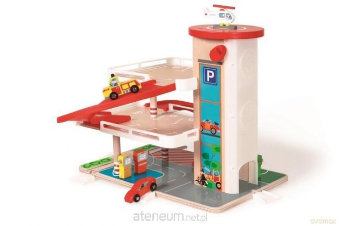 Garaż drewniany z windą i ze zjeżdżalnią