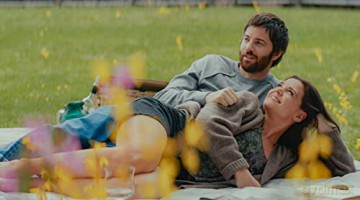 Alone Together [Blu-Ray]