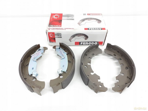 Zestaw szczęk hamulcowych Ferodo FSB681 Opel Peugeot Fiat Citroen Lancia Chrysler