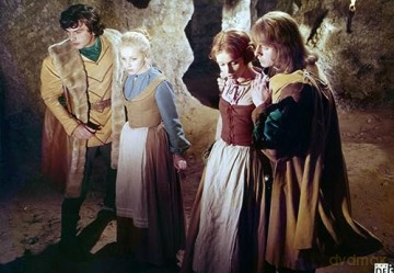 Snow-White and Rose-Red (Śnieżyczka i Różyczka) [Blu-Ray]