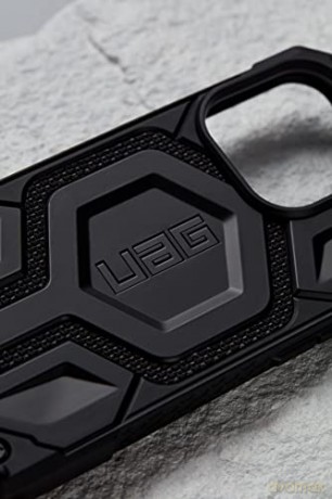 Etui UAG Monarch z MagSafe do iPhone 14 Pro - czarny kevlar