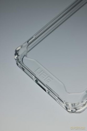 Etui UAG Plyo do iPhone 15 Pro - przezroczyste
