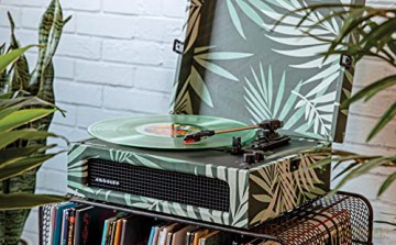 Crosley: Voyager Portable Turntable (Botanical Green)