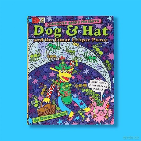 Dog Hat And The Lunar Eclipse Pic - Darin Shuler [KSIĄŻKA]