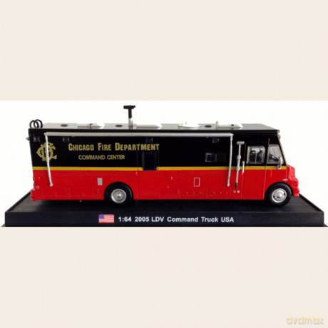 Strażackie Giganty. Największe Wozy Strażackie Świata 13: LDV Command Truck [KSIĄŻKA]+[MODEL]