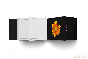 The Blooming Book - Nicolas M Riel [KSIĄŻKA]