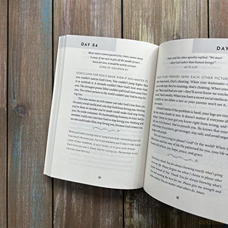 5-Minute Devotions For Teens - Smith Laura L. [KSIĄŻKA]