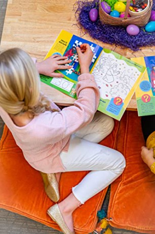 Come Celebrate Easter Sticker Activity - Kelly Pulley [KSIĄŻKA]