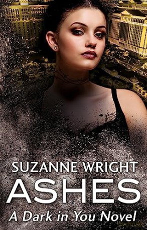 Ashes - Suzanne Wright [KSIĄŻKA]