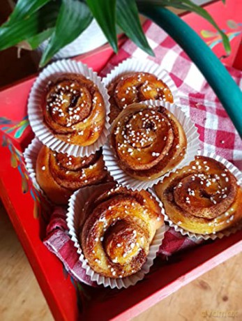Craft Your Own Cosy Scandi Christmas - Becci Coombes [KSIĄŻKA]
