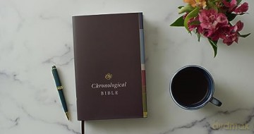 Esv Chronological Bible [KSIĄŻKA]
