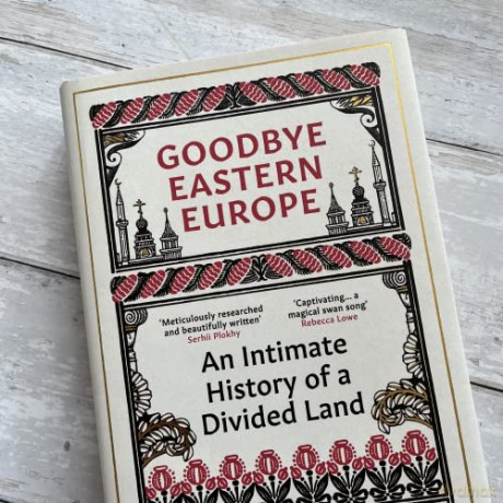 Goodbye Eastern Europe - Jacob Mikanowski [KSIĄŻKA]