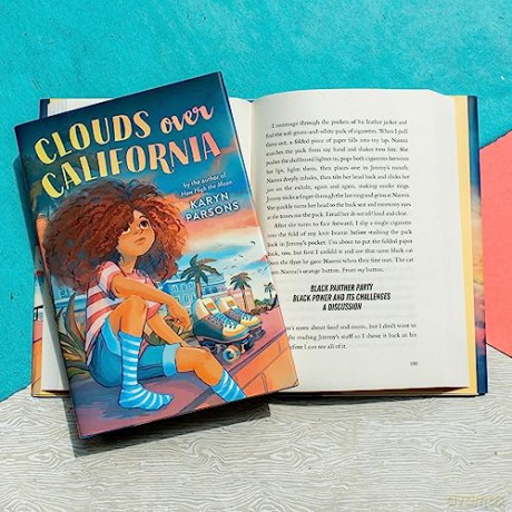 Clouds Over California - Karyn Parsons [KSIĄŻKA]