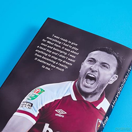 Boleyn Boy My Autobiography - Mark Noble [KSIĄŻKA]