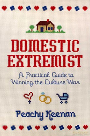 Domestic Extremist - Peachy Keenan [KSIĄŻKA]