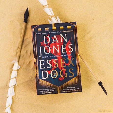 Essex Dogs - Dan Jones [KSIĄŻKA]
