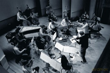 Max Richter: Vivaldi Recomposed: The Four Seasons [CD]