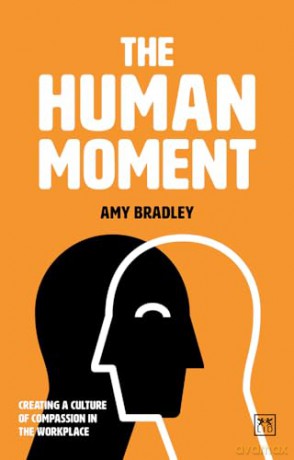 Human Moment - Amy Armstrong [KSIĄŻKA]