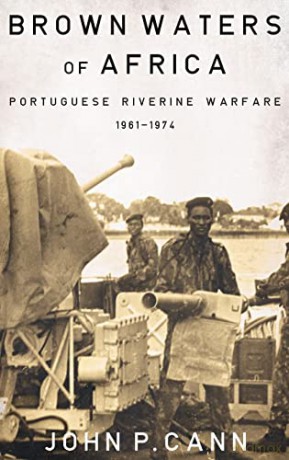 Brown Waters Of Africa - Jp Cann [KSIĄŻKA]