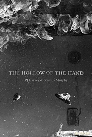 Hollow Of The Hand Tpb - Harvey Pj [KSIĄŻKA]