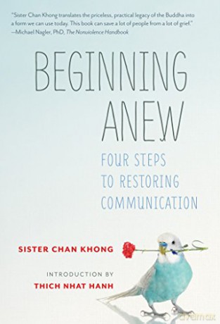 Beginning Anew - Sister Chan Khong [KSIĄŻKA]