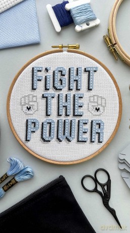 Cross Stitch Or Die Tryin - Kate Blandford [KSIĄŻKA]
