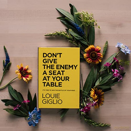 Dont Give Enemy A Seat At Hb - Giglio Louie [KSIĄŻKA]