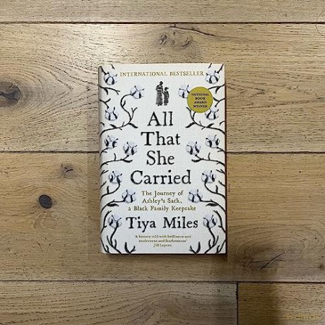 All That She Carried - Tiya Miles [KSIĄŻKA]