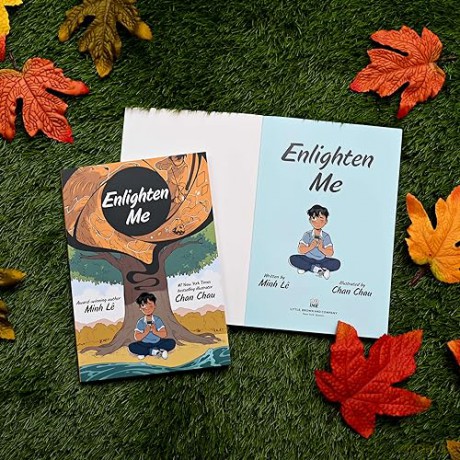 Enlighten Me A Graphic Novel - Minh L [KSIĄŻKA]