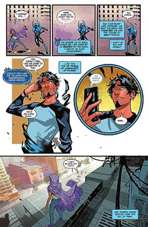 Blue Beetle Graduation Day - Josh Trujillo [KSIĄŻKA]