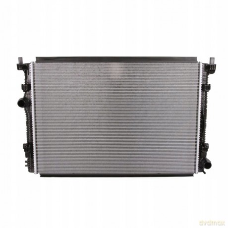CHŁODNICA A3 8V 8Y Q3 TT FVP FV3 FV9 FVR RS3 2.5 Audi