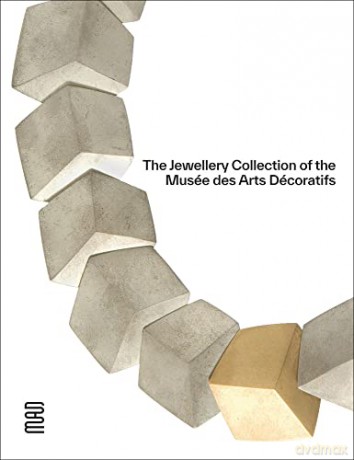 Jewellery Collection At The Musee Des A [KSIĄŻKA]