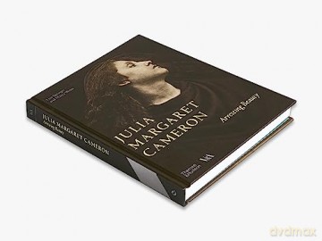 Julia Margaret Cameron Arresting Beauty - Marta Weiss [KSIĄŻKA]