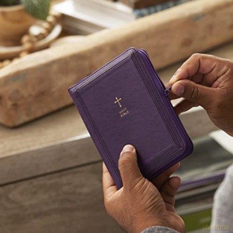 Kjv Holy Bible Compact Reference Bible L [KSIĄŻKA]