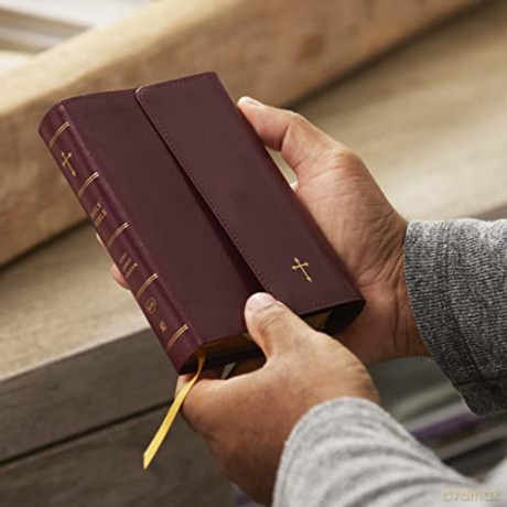 Kjv Holy Bible Compact Reference Bible L [KSIĄŻKA]