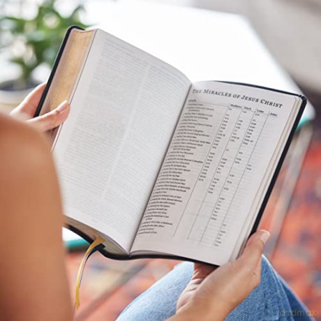 Kjv Personal Size Large Print Reference [KSIĄŻKA]