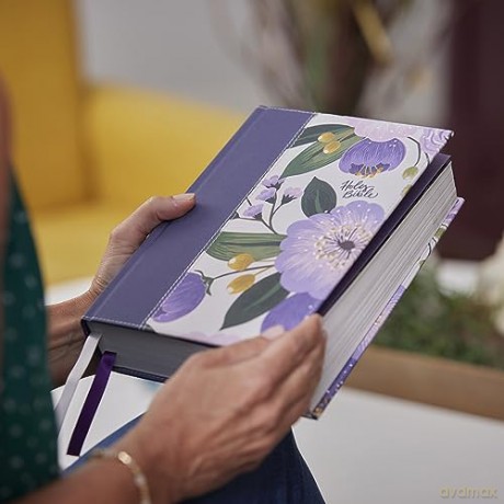 Kjv The Womans Study Bible Cloth Over Bo [KSIĄŻKA]