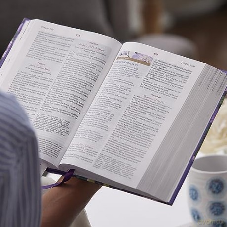 Kjv The Womans Study Bible Leathersoft B [KSIĄŻKA]