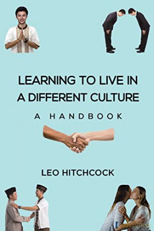 Learning To Live In A Different Culture - Leo Hitchcock [KSIĄŻKA]